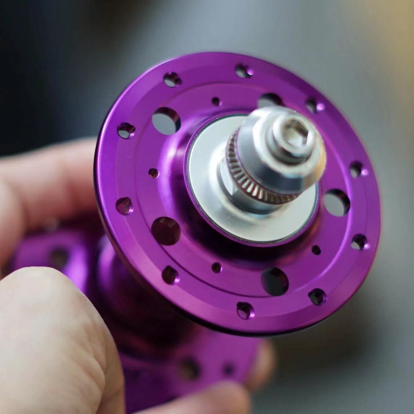 コ*助様 VELOCI ROLLCii RC20 TRACK HUB SET b VELOCI ROLLCii RC20 TRACK HUB – BROTURES GLOBAL